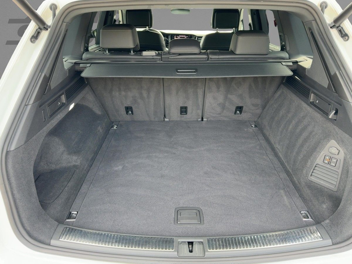 Touareg 3.0 V6 TDI DSG 4M R-Line ACC AHK Navi LED-Matrix Luft Area View