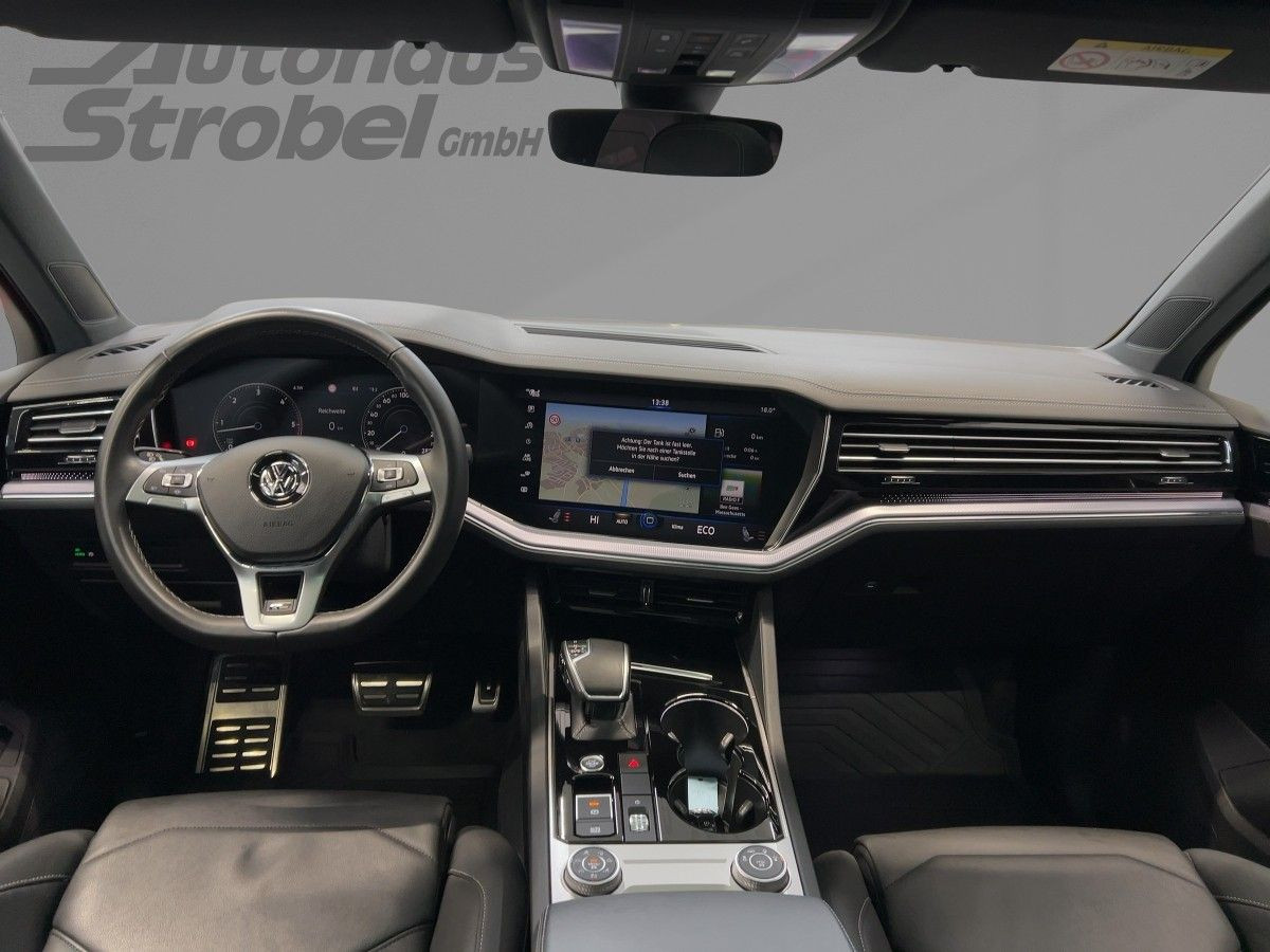 Touareg 3.0 V6 TDI DSG 4M R-Line Pano Luft LED-Matrix Leder Kamera ACC Navi