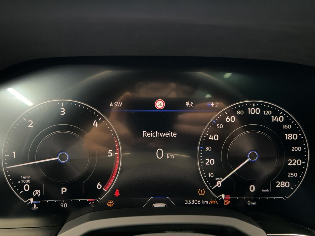 Touareg 3.0 V6 TDI DSG 4M R-Line Pano Luft LED-Matrix Leder Kamera ACC Navi