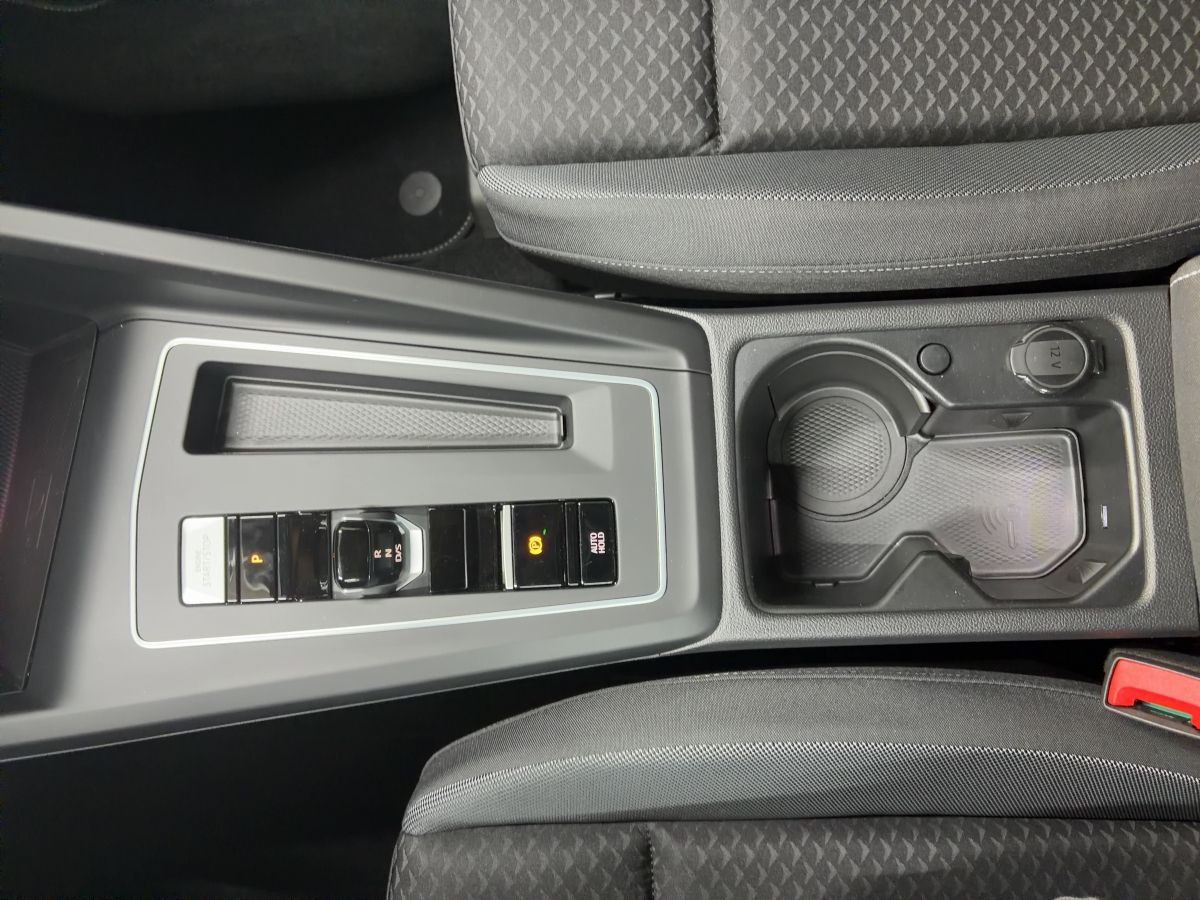 Golf VIII 1.0 TSI DSG 