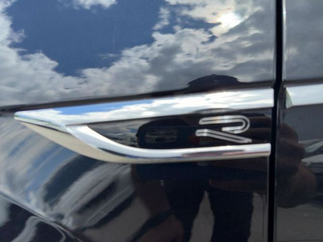 T-Roc 1.5 TSI DSG Sport R-line  ACC LED Navi Lane-Ass Bluet.