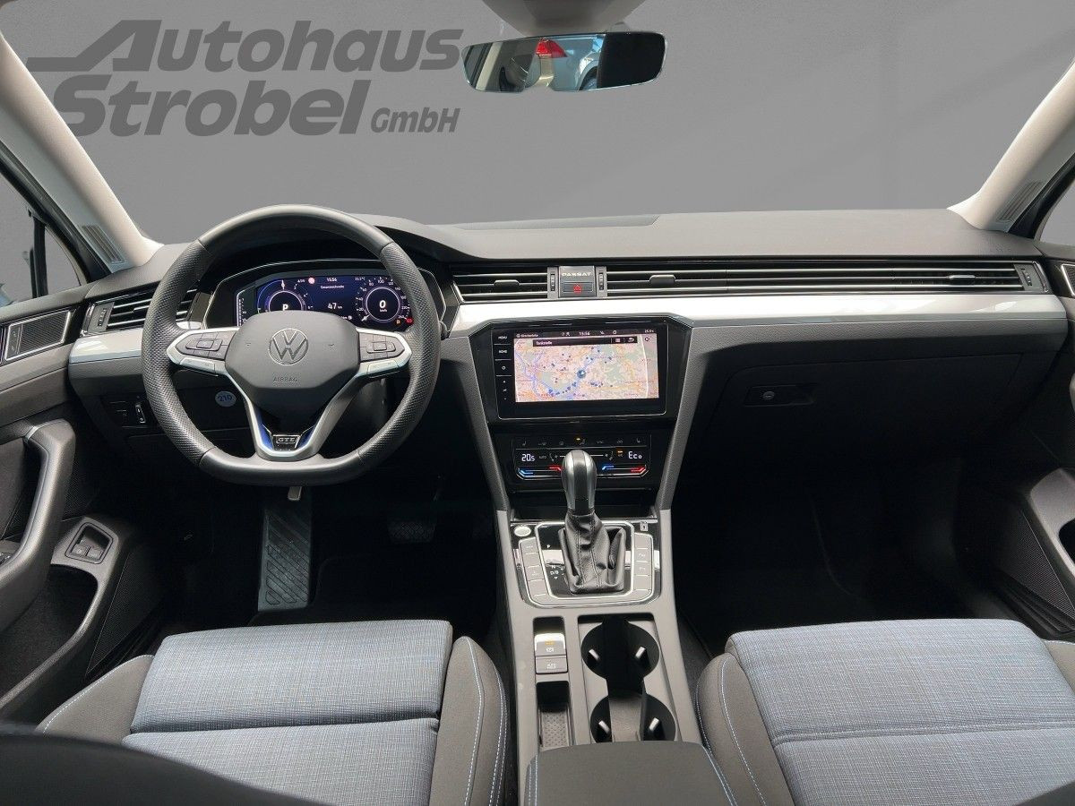 Passat Variant GTE 1.4 TSI DSG ACC AHK Navi Kamera Keyless ergo Side Ass. Sitzh.