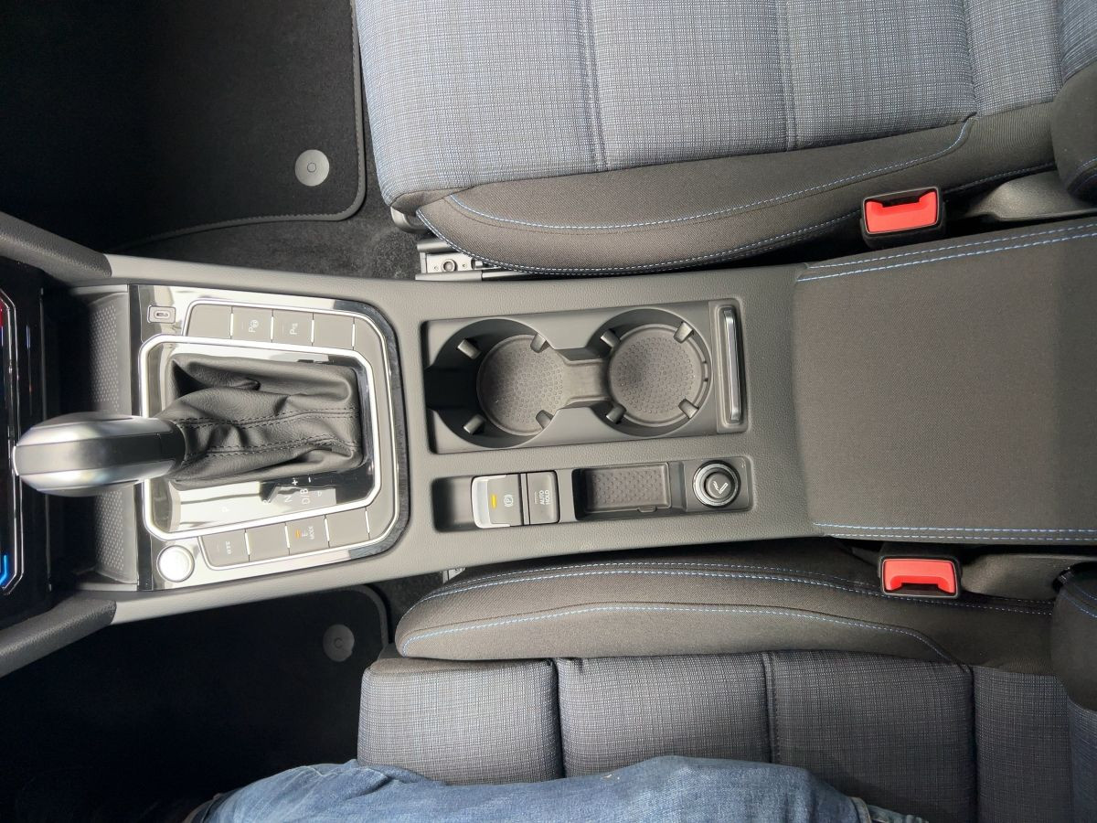 Passat Variant GTE 1.4 TSI DSG ACC AHK Navi Kamera Keyless ergo Side Ass. Sitzh.