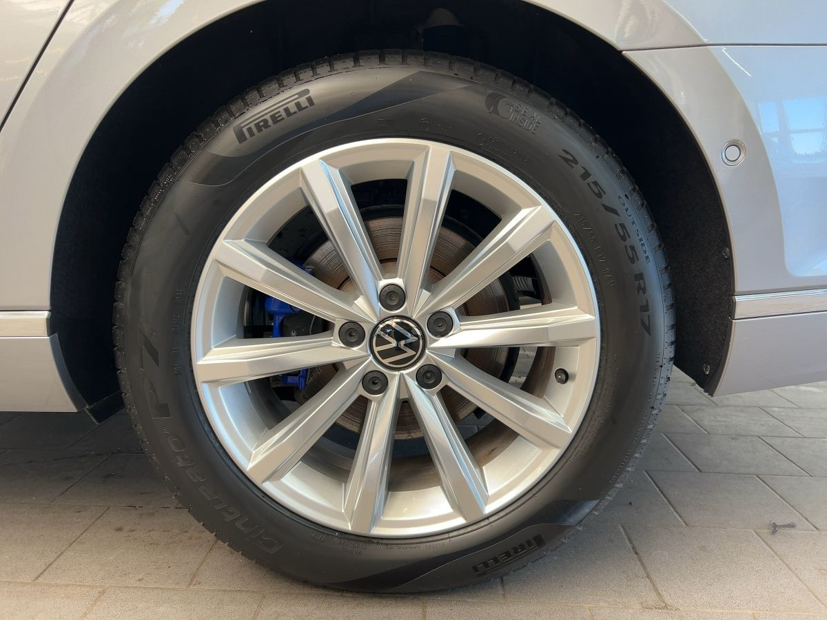Passat Variant GTE 1.4 TSI DSG ACC AHK Navi Kamera Keyless ergo Side Ass. Sitzh.