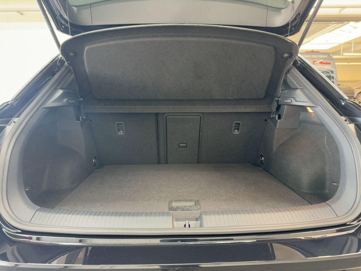 T-Roc 2.0 TDI DSG R-Line AHK ACC Navi LED-Plus Kamera Sitzh. DAB+