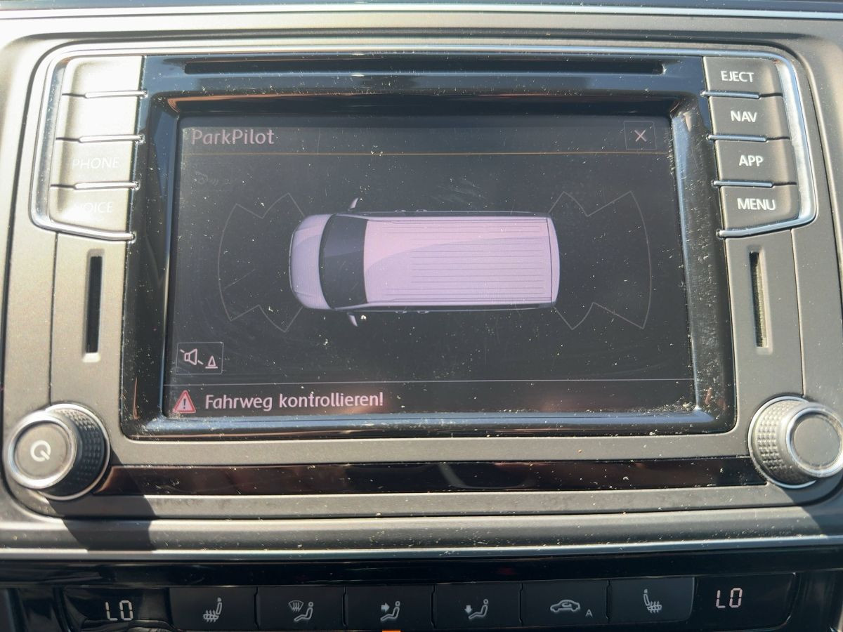 Multivan 2.0 TDI DSG 4M Highline Standh. ACC Navi LED Kamera DAB+ Side Ass. Sitzh.