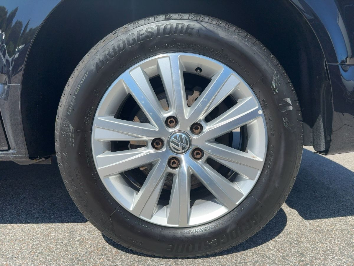 Multivan 2.0 TDI DSG 4M Highline Standh. ACC Navi LED Kamera DAB+ Side Ass. Sitzh.