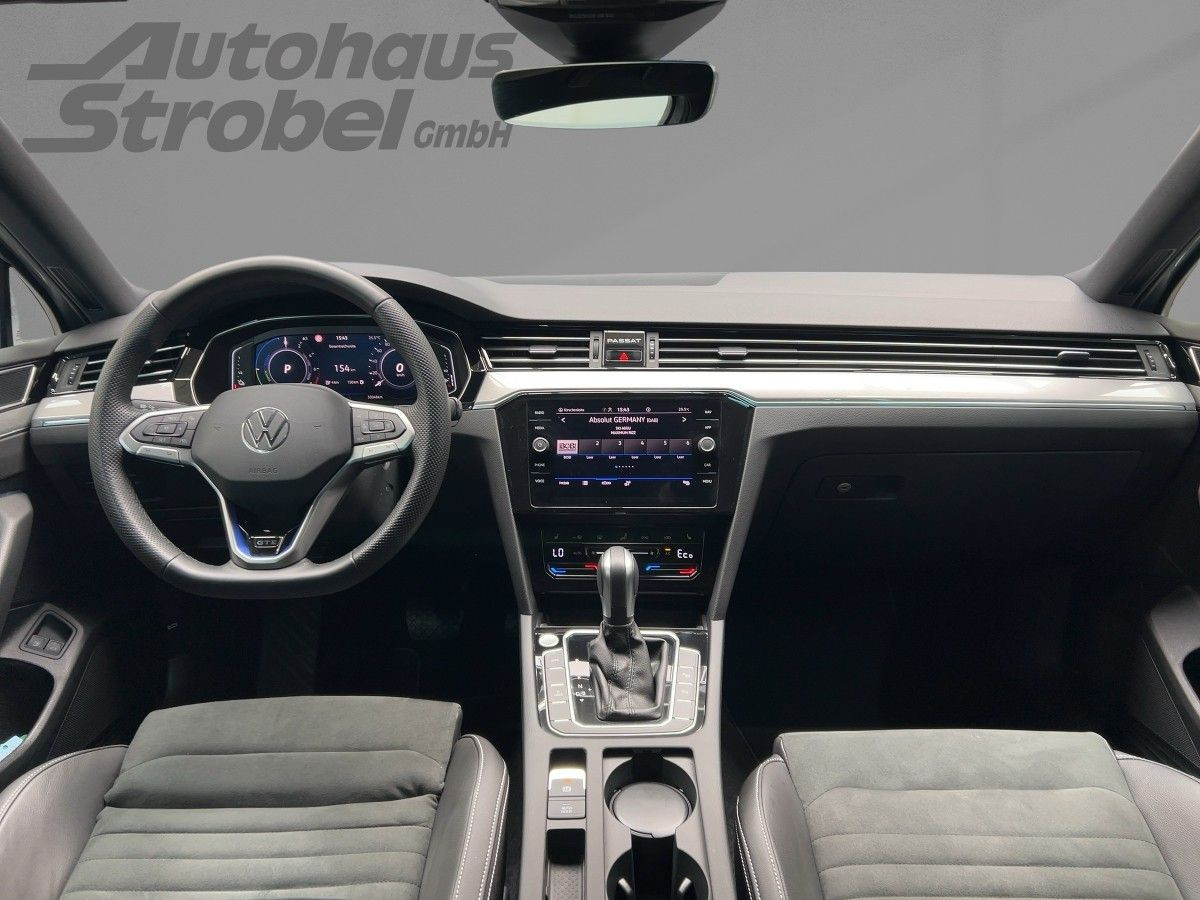 Passat Variant GTE 1.4 TSI DSG AHK ACC LED-Matrix Standh. Navi KamerA Park-Ass