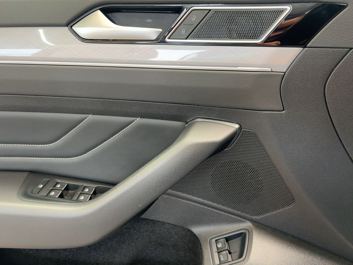 Passat Variant GTE 1.4 TSI DSG AHK ACC LED-Matrix Standh. Navi KamerA Park-Ass