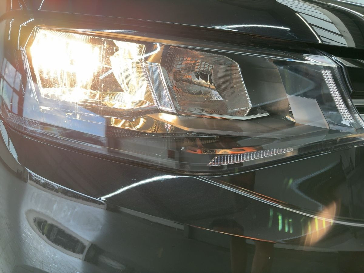 Caddy Kombi 2.0 TDI Life AHK Navi Kamera ACC DAB+Climatronic Sitzhzg Lane-Ass