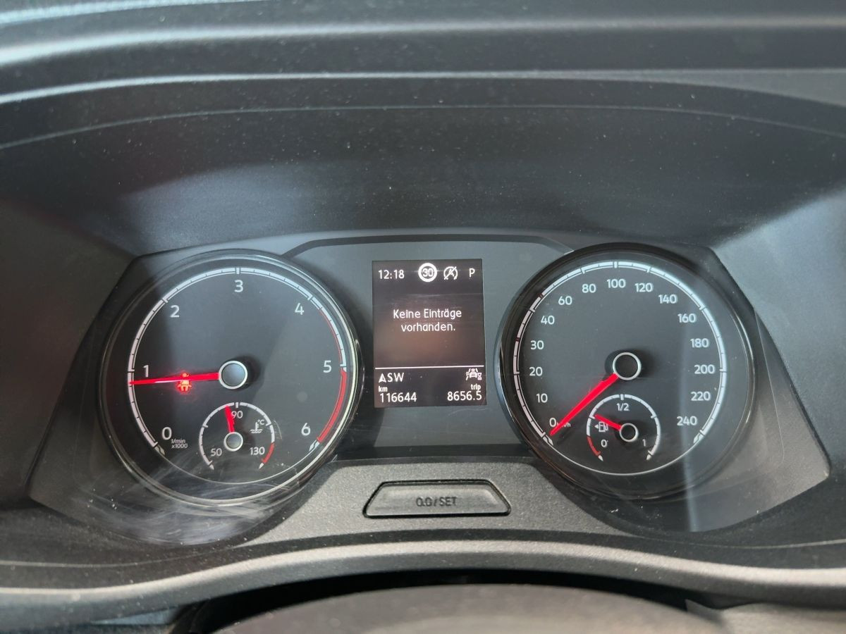 T6.1 Kombi T6.1 2.0 TDI LR DSG 4M 8-Sitzer ACC Navi LED Parkp. Lane Ass. Klima Sitzh.