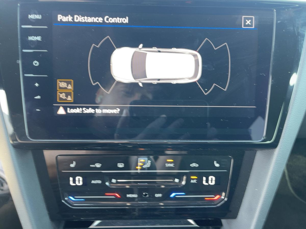 Arteon Shootingbrake 2.0 TDI DSG 4M R-Line ab 1,99% AHK ACC LED Navi ergo Einparkh. Keyless