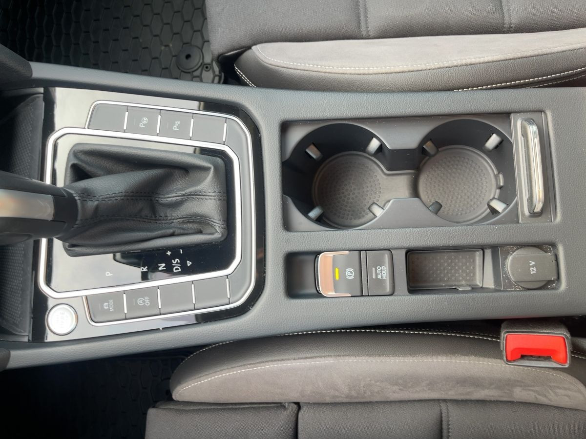 Passat Variant ALLTRACK 2.0 TDI DSG 4M AHK ACC Standh. LED-Matrix Navi ergo Kamera