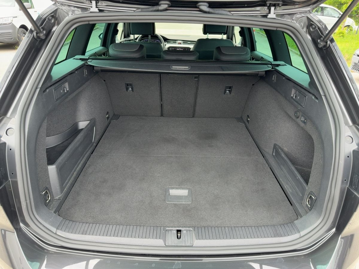 Passat Variant ALLTRACK 2.0 TDI DSG 4M AHK ACC Standh. LED-Matrix Navi ergo Kamera
