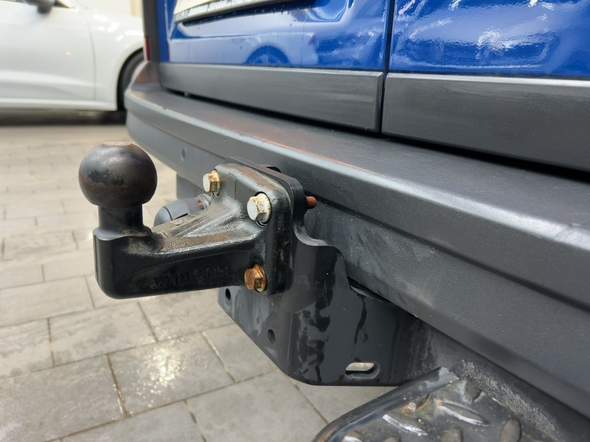 Crafter Kasten 30 2.0 TDI DSG AHK Tempo Parkp. Klima Bluet. Sitzh. Blind Spot