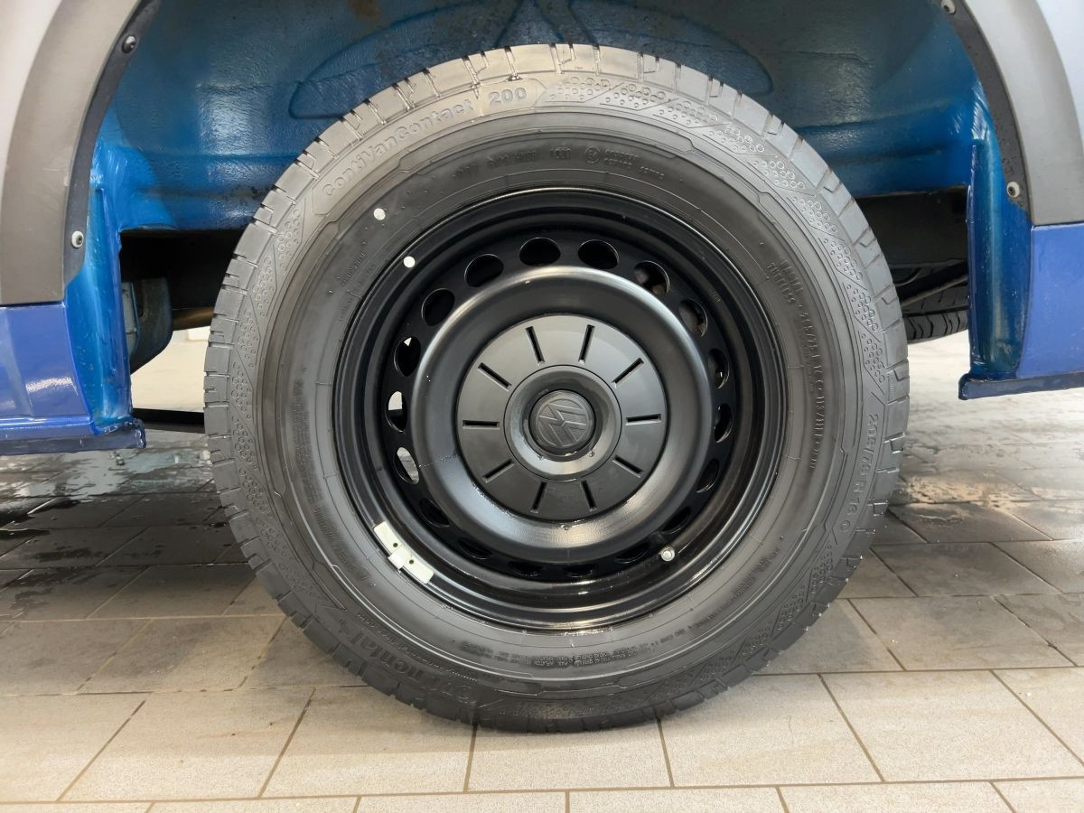 Crafter Kasten 30 2.0 TDI DSG AHK Tempo Parkp. Klima Bluet. Sitzh. Blind Spot