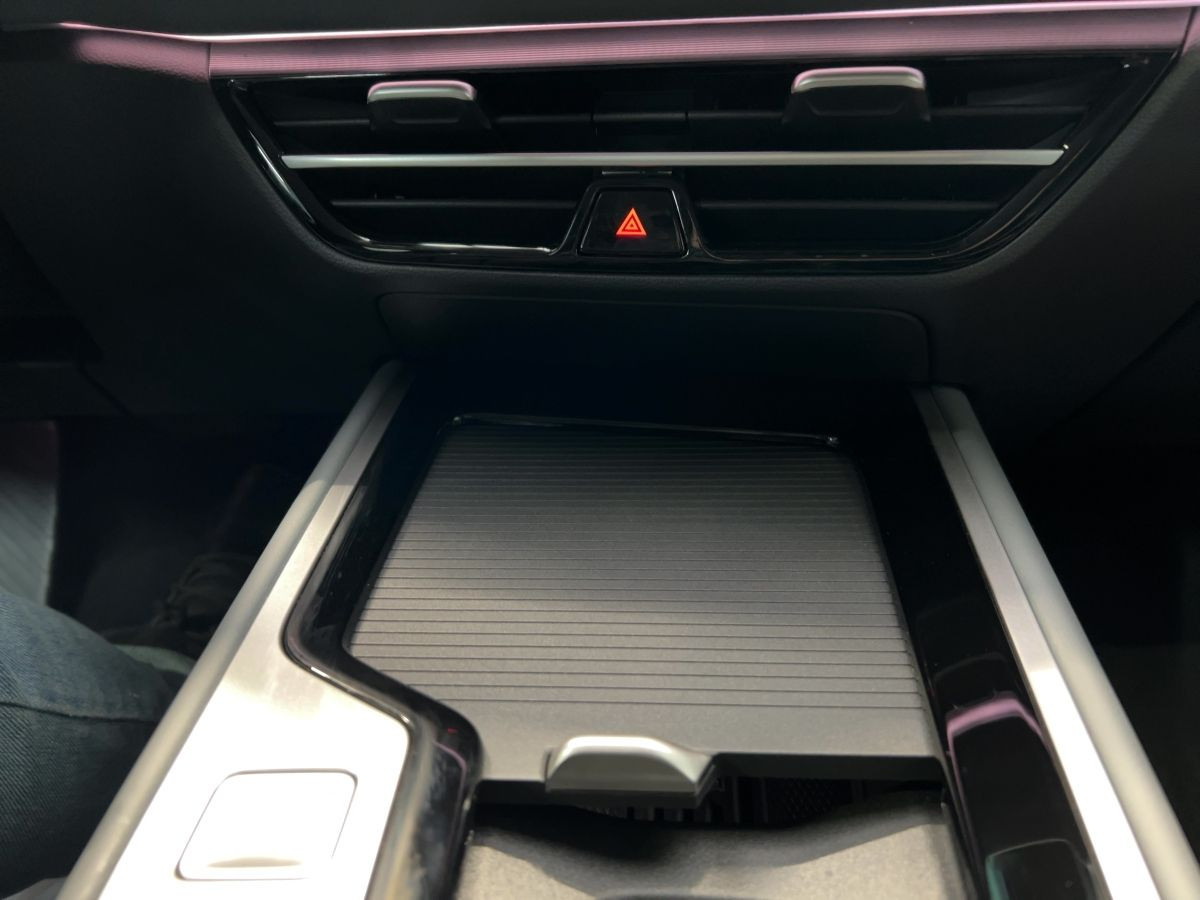 Passat Variant 1.5 TSI DSG eHybrid Elegance ab3,99% DCC LED-Matrix Navi Leder Harman Kar