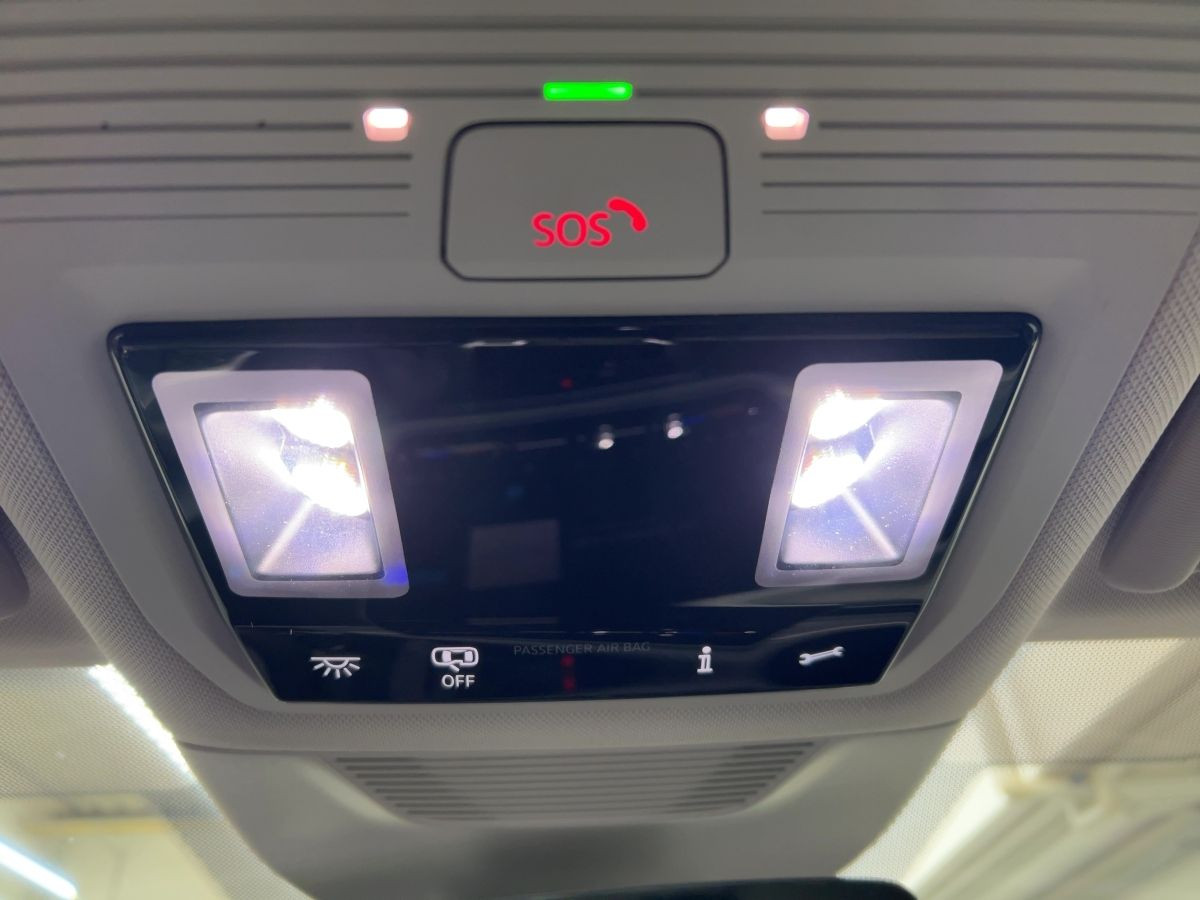 Passat Variant 1.5 TSI DSG eHybrid Elegance ab3,99% DCC LED-Matrix Navi Leder Harman Kar