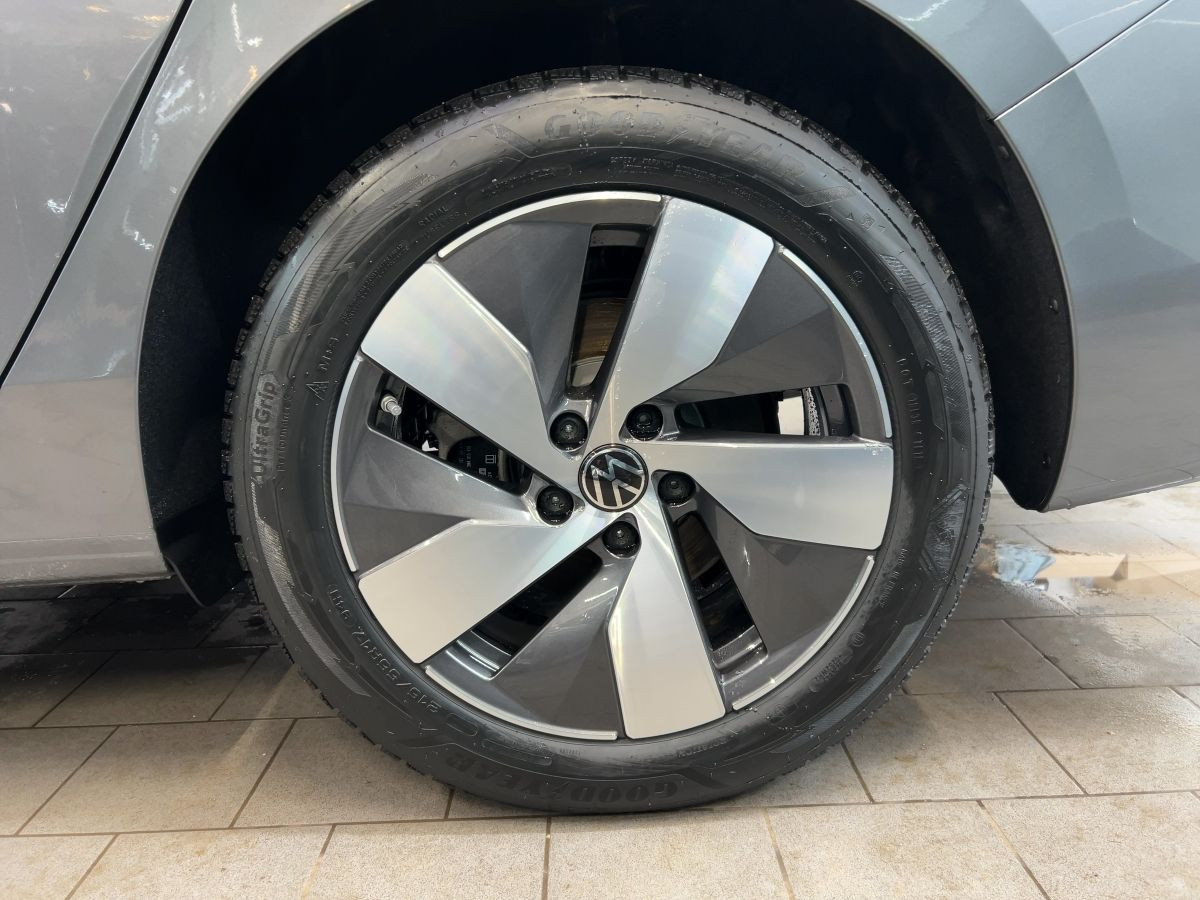 Passat Variant 1.5 TSI DSG eHybrid Elegance ab3,99% DCC LED-Matrix Navi Leder Harman Kar