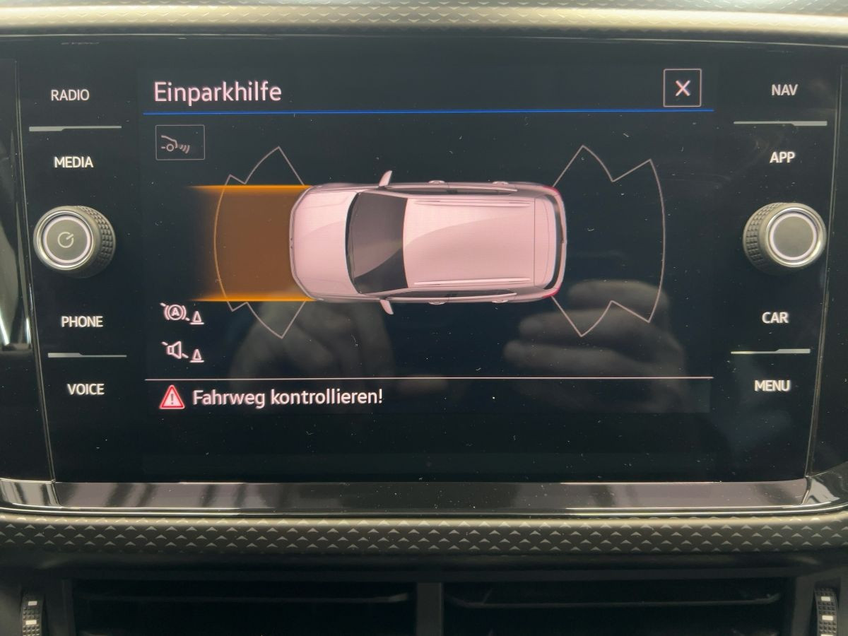 T-Cross 1.0 TSI Life ACC Navi LED Kamera Lane Ass. Climatronic Sitzh.