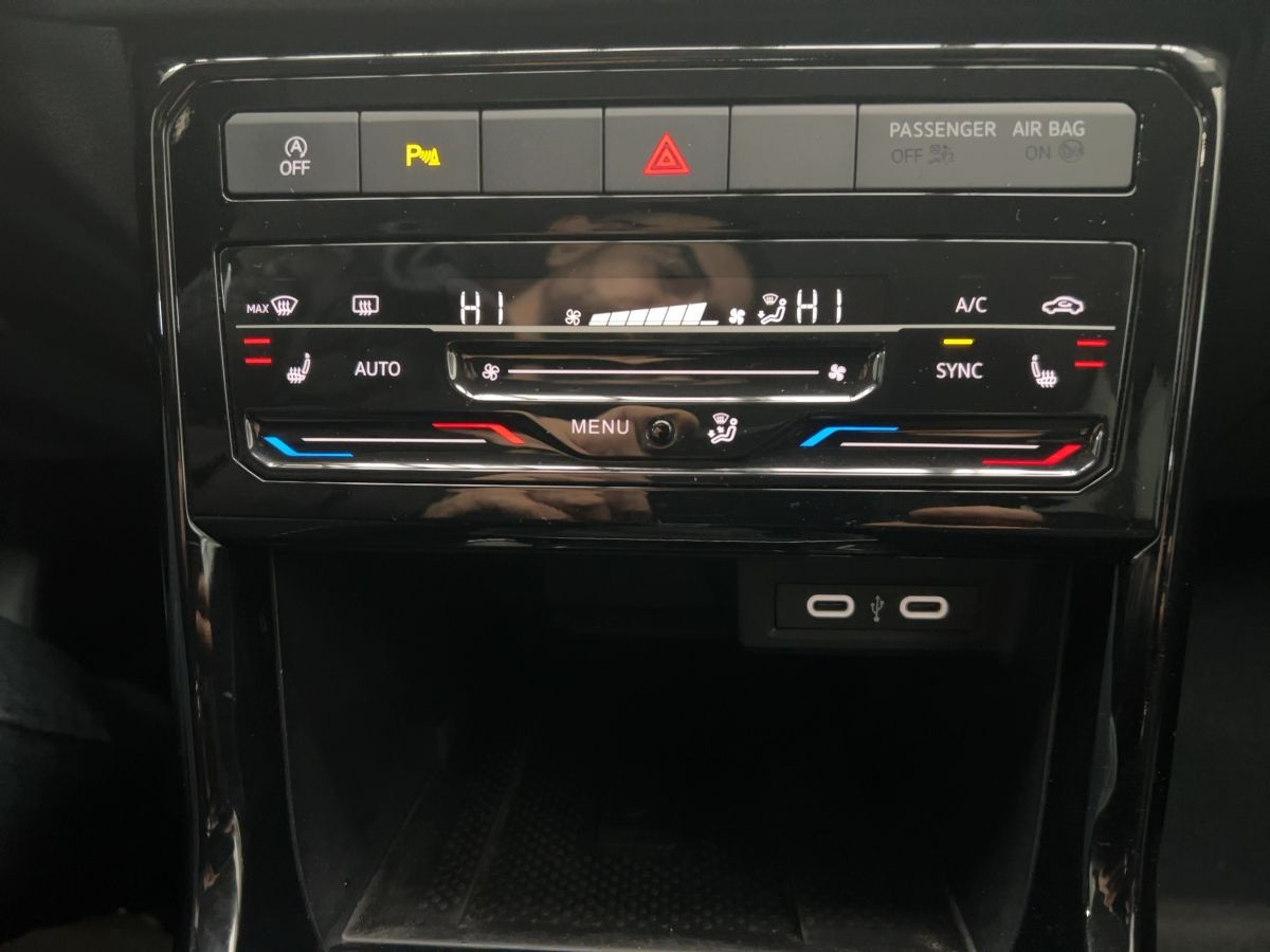 T-Cross 1.5 TSI DSG Life ab 3,99% AHK ACC Navi Kamera Keyless Sitzh.