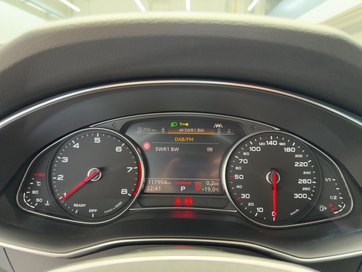 A6 Avant 2.0 TFSI S-Tronic Sport ACC LED Navi Kamera Sitzh. 4-Zonen Klima