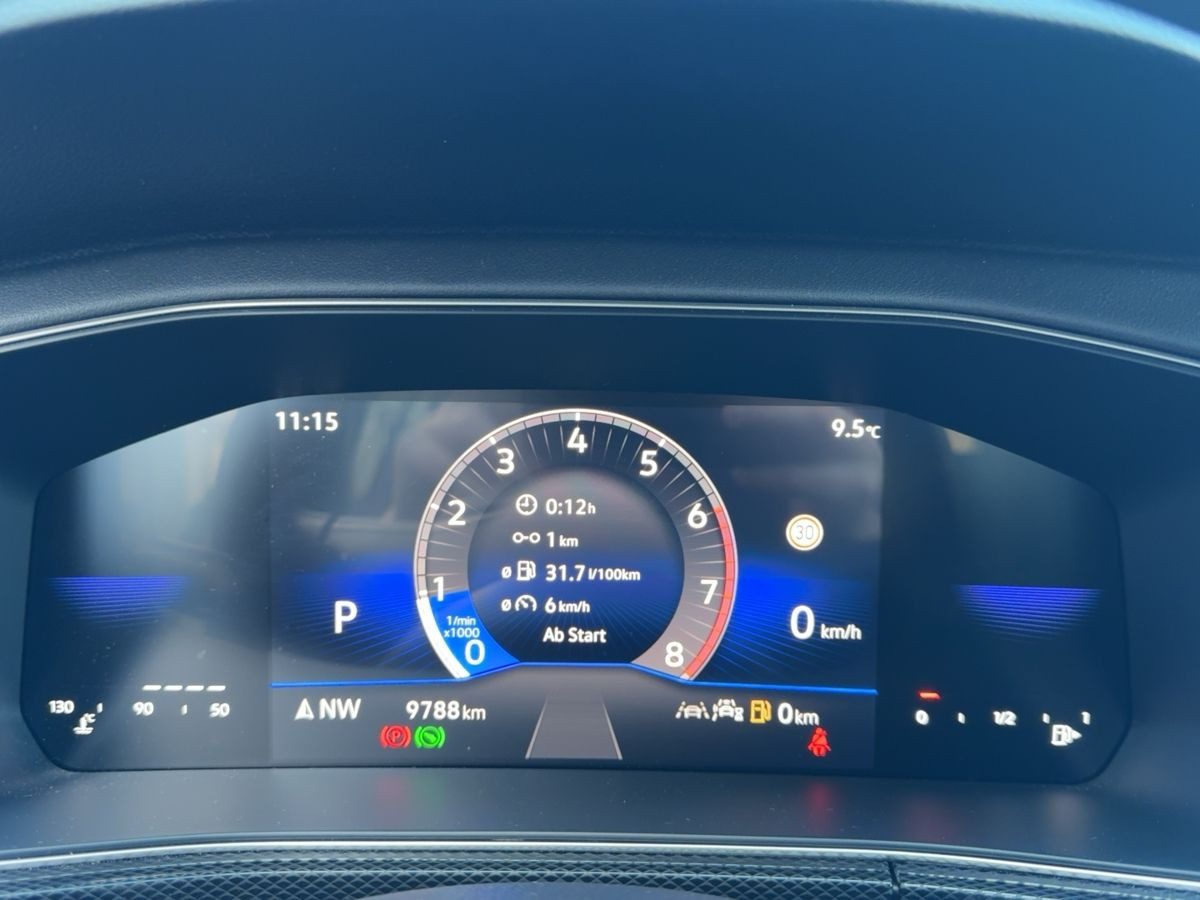 T-Cross 1.5 TSI DSG R-Line ab 3,99% ACC Navi LED-Matrix Kamera Bluet. Sitzh.