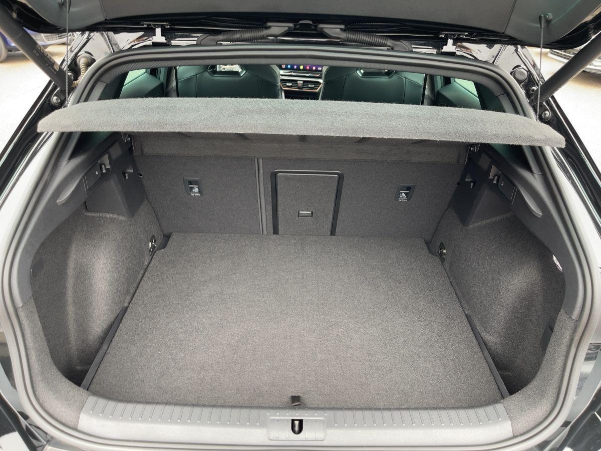 Formentor VZ5 2.5 TFSI DSG 4-Drive DCC Beats-Audio LED Navi Kamera Keyless