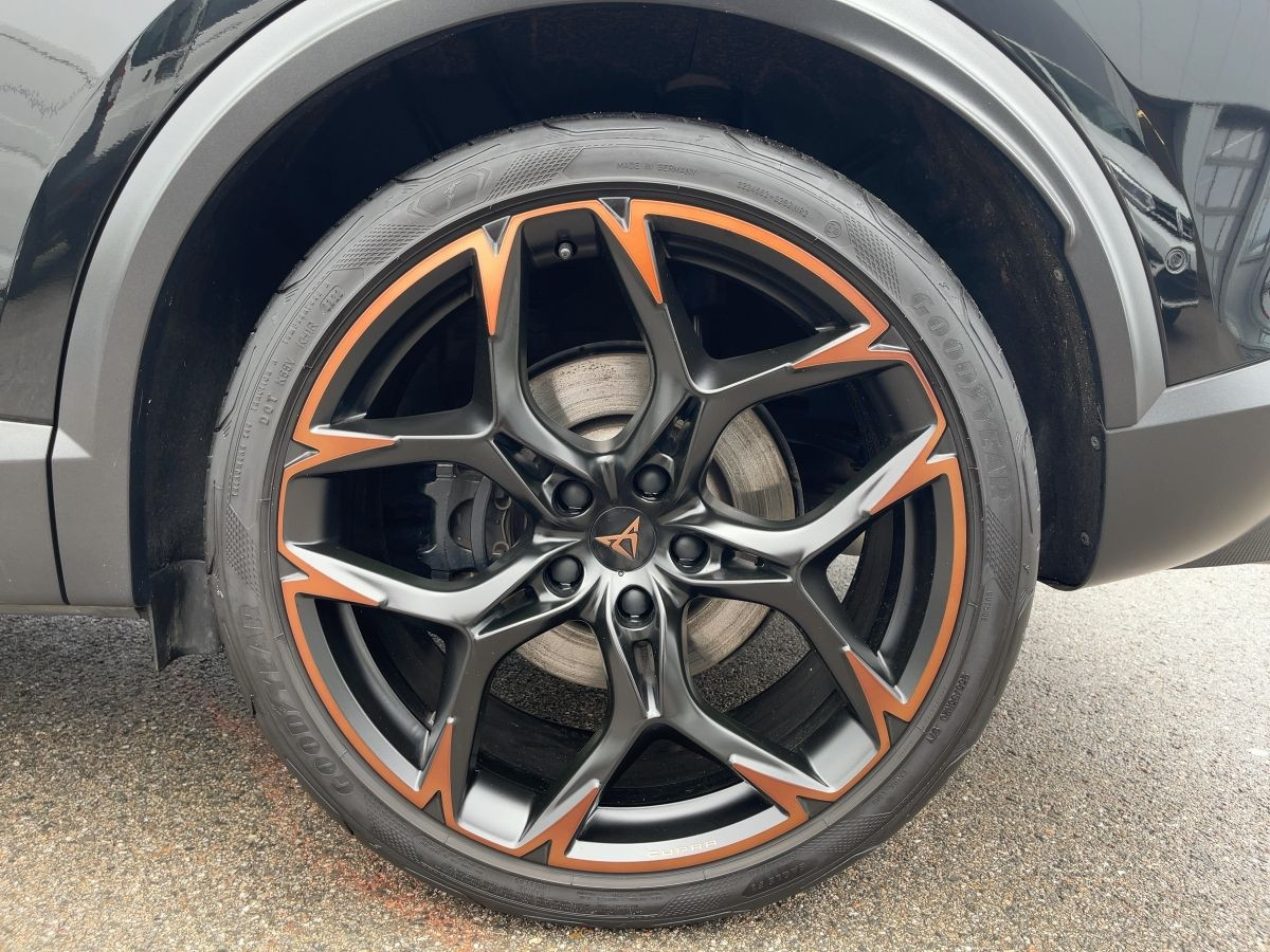 Formentor VZ5 2.5 TFSI DSG 4-Drive DCC Beats-Audio LED Navi Kamera Keyless