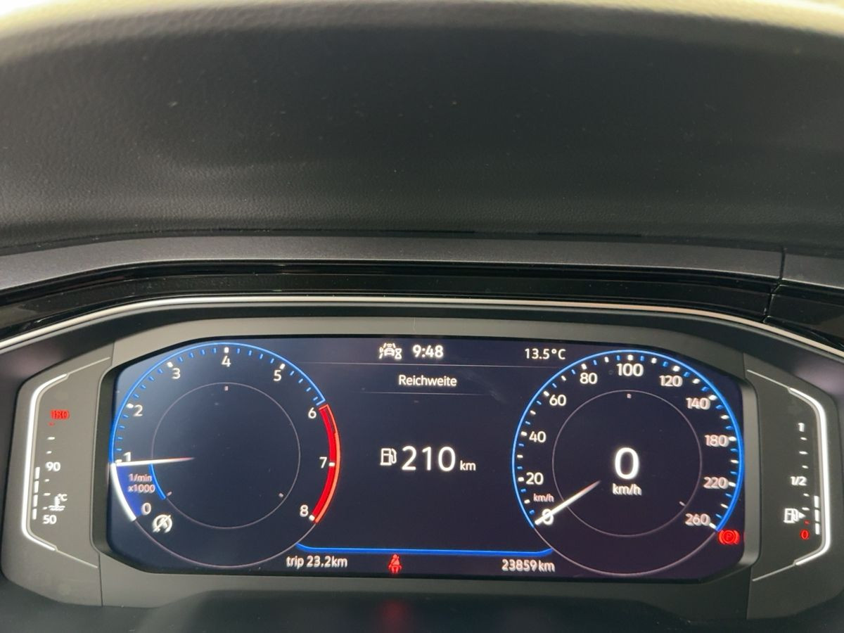Polo 1.0 TSI Style LED-Matrix Front-Ass Lane-Ass Start/Stopp Sitzhzg Bluet.