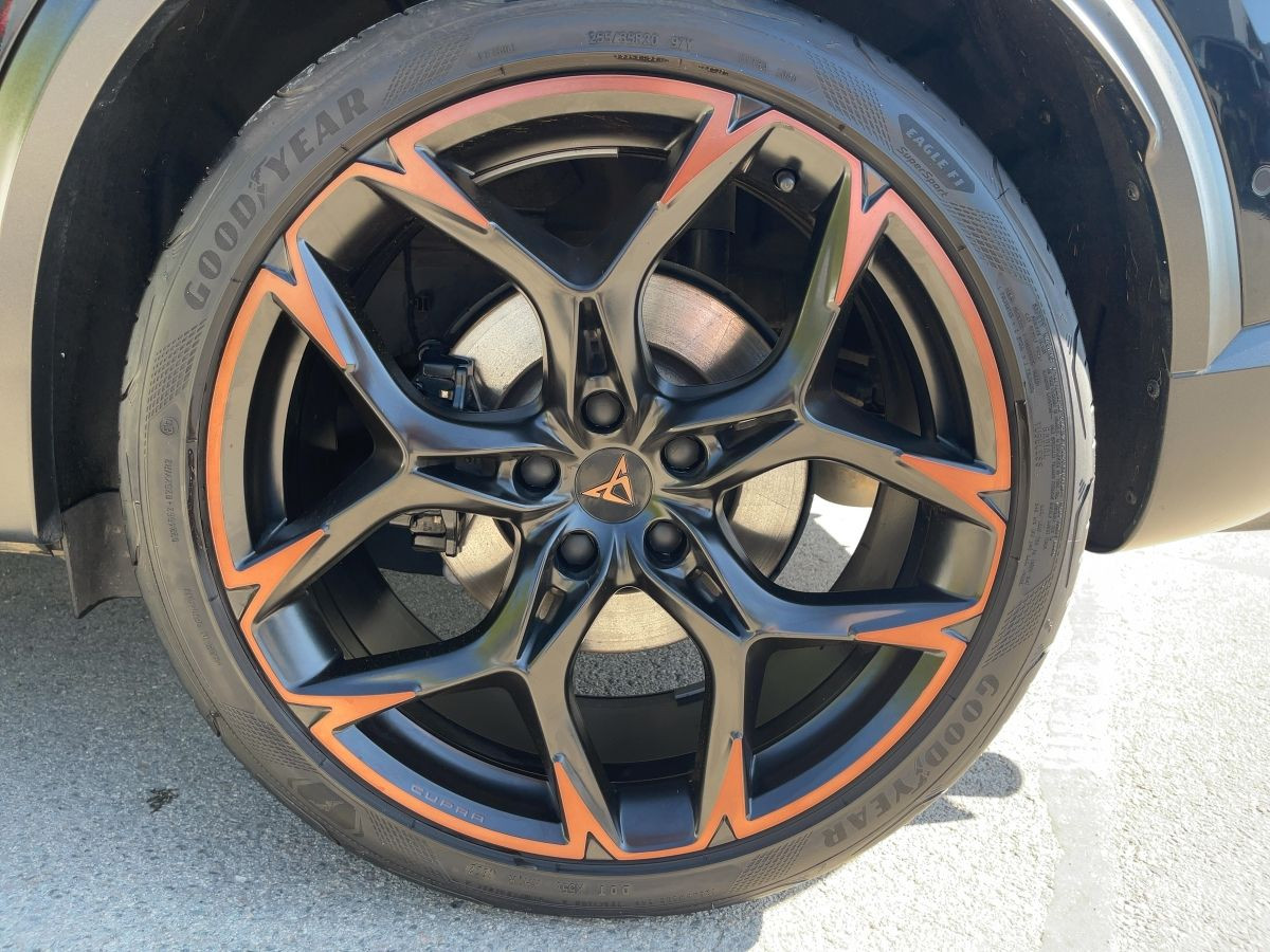 Formentor VZ5 2.5 TFSI DSG 4-Drive ACC Climatronic Navi Matrix-Beam Beats Kamera