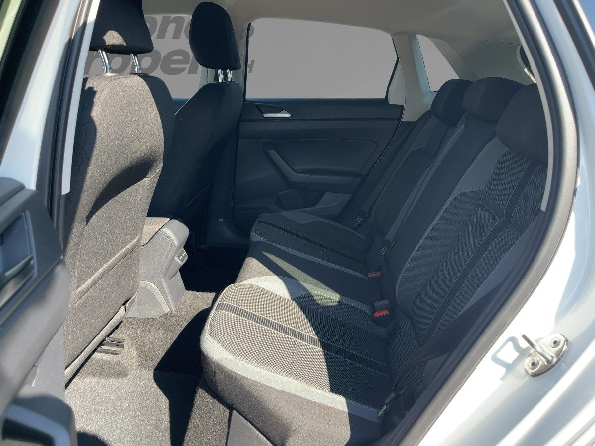 Polo 1.0 TSI Highline R-Line ACC Navi LED Kamera Climatronic Bluet. Sitzh.