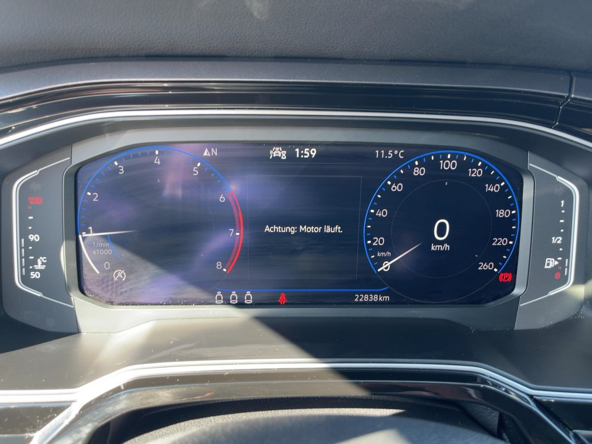 Polo 1.0 TSI Highline R-Line ACC Navi LED Kamera Climatronic Bluet. Sitzh.