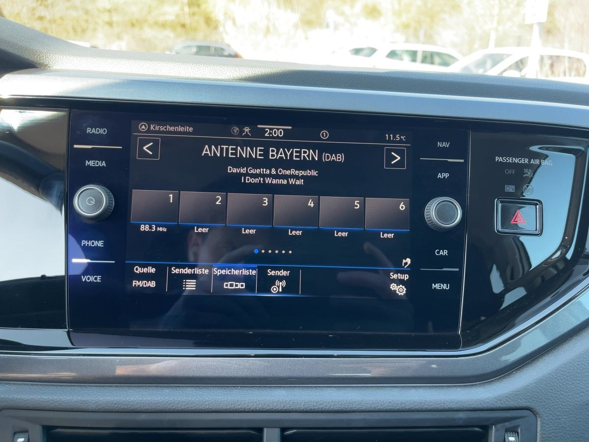 Polo 1.0 TSI Highline R-Line ACC Navi LED Kamera Climatronic Bluet. Sitzh.