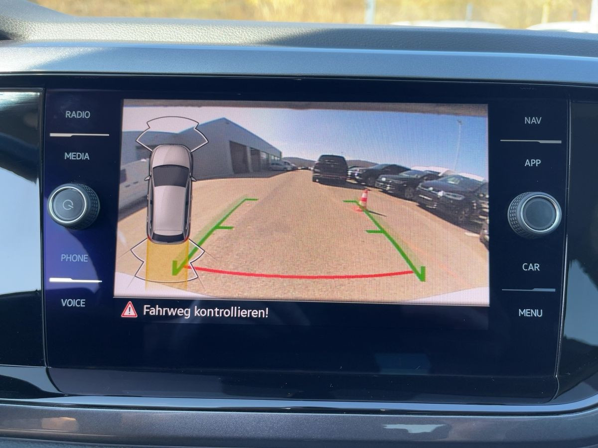 Polo 1.0 TSI Highline R-Line ACC Navi LED Kamera Climatronic Bluet. Sitzh.