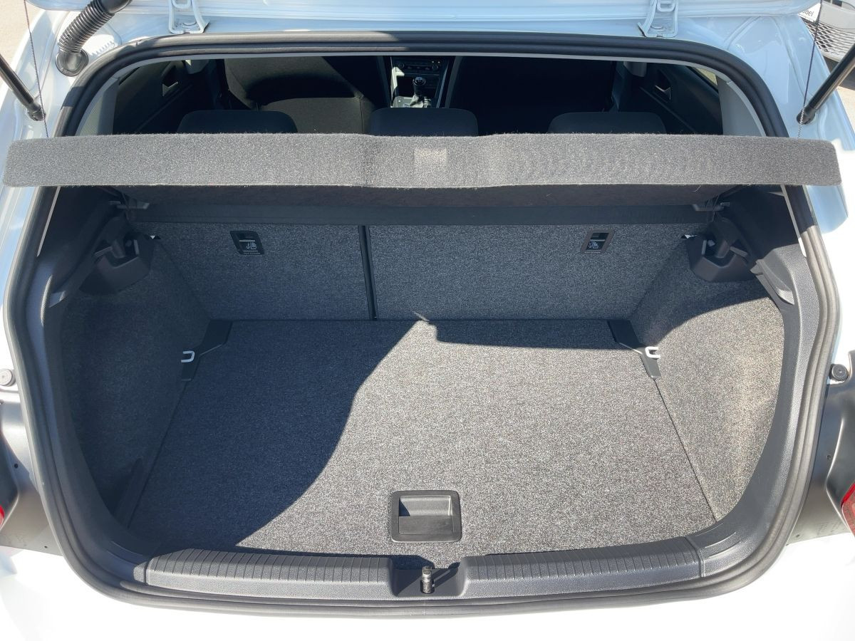 Polo 1.0 TSI Highline R-Line ACC Navi LED Kamera Climatronic Bluet. Sitzh.