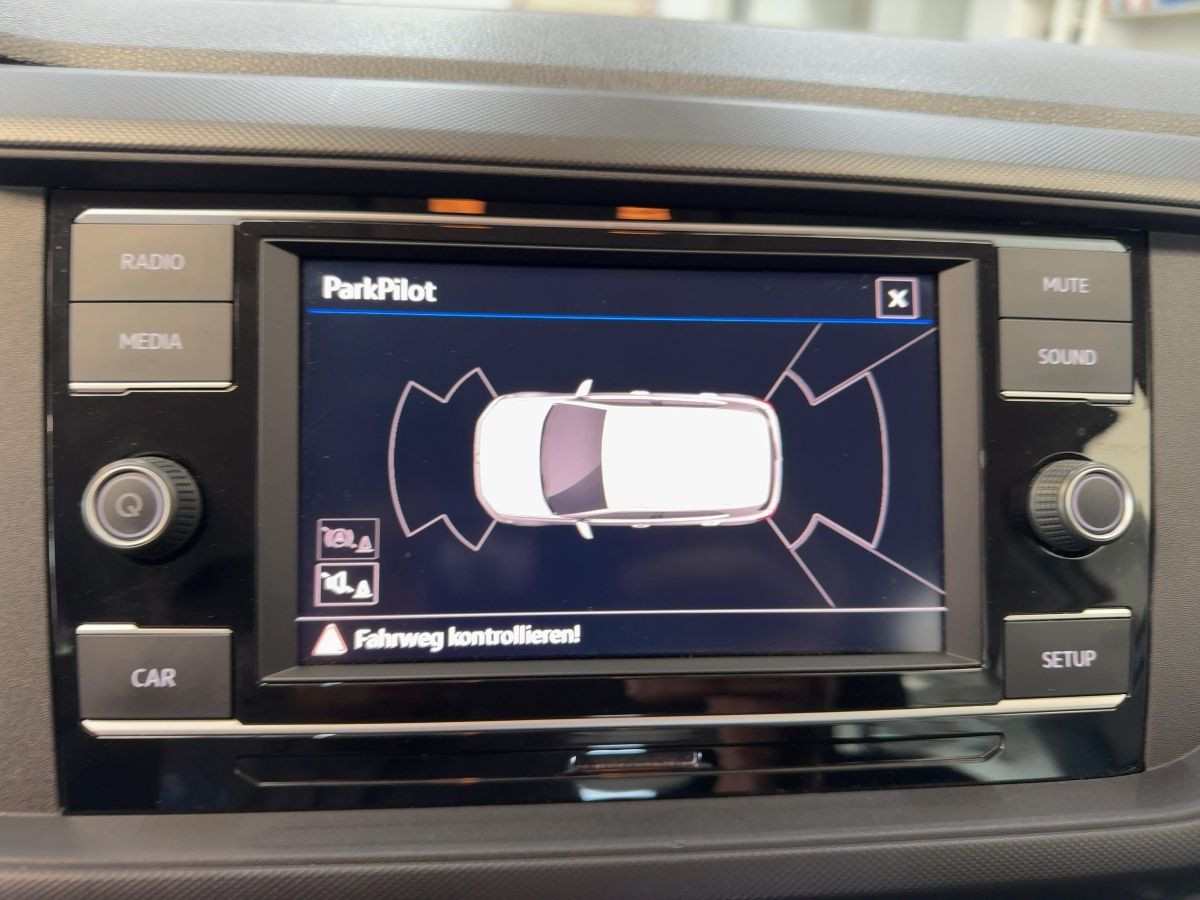 T-Cross 1.0 TSI DSG Basis Klima Sitzhzg. Lane Assist Elektr. Fenster Front Assist