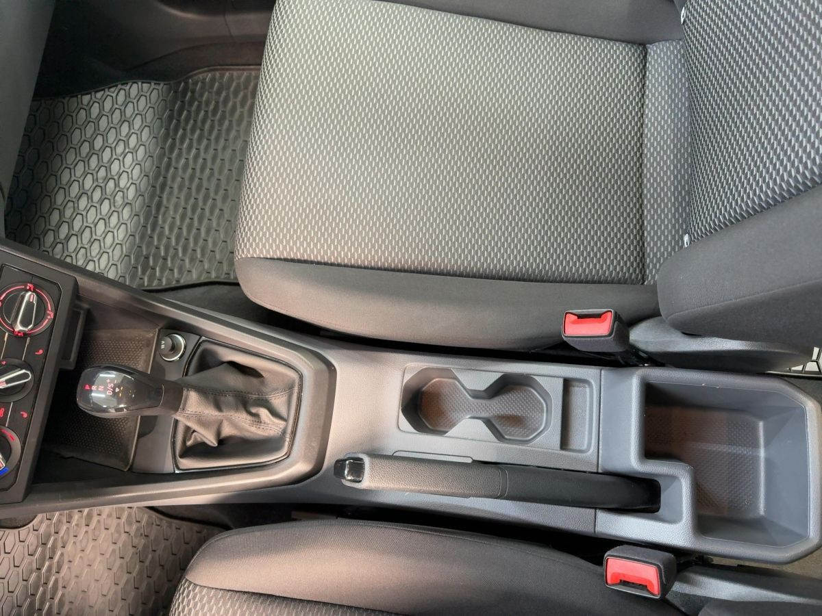 T-Cross 1.0 TSI DSG Basis Klima Sitzhzg. Lane Assist Elektr. Fenster Front Assist