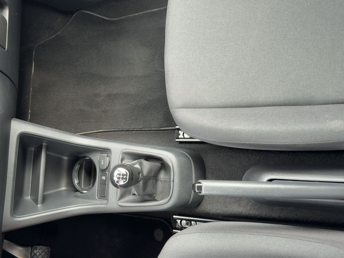 up! 1.0 move Klima Sitzhzg. Maps+More Dock Bluetooth Memory Radio