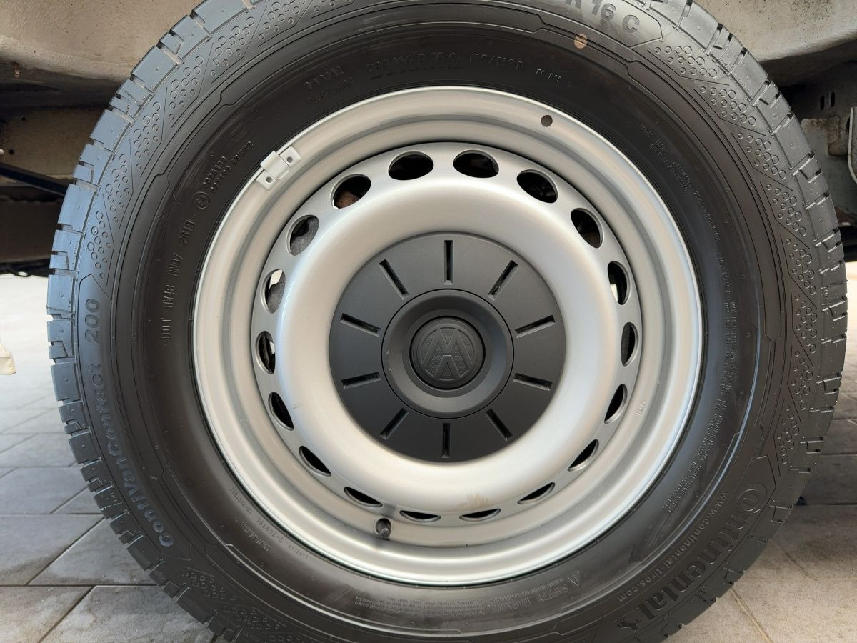 Crafter Kombi 35 2.0 TDI 4M 9-Sitzer LED Standh. Climatronic Bluet.