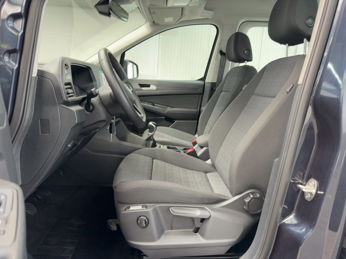 Caddy 2.0 TDI Life ACC Navi Kamera Climatronic Bluet. Sitzh.