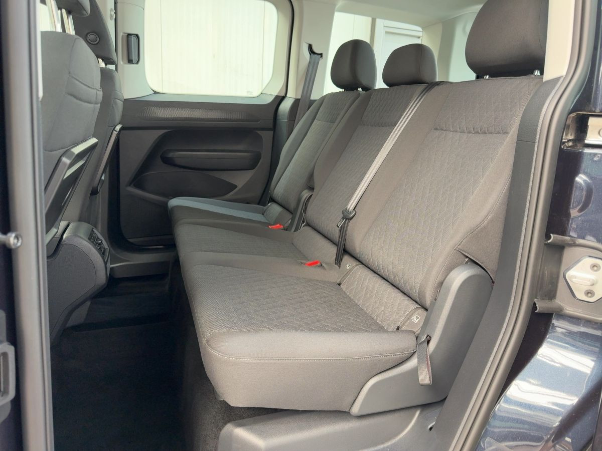 Caddy 2.0 TDI Life ACC Navi Kamera Climatronic Bluet. Sitzh.