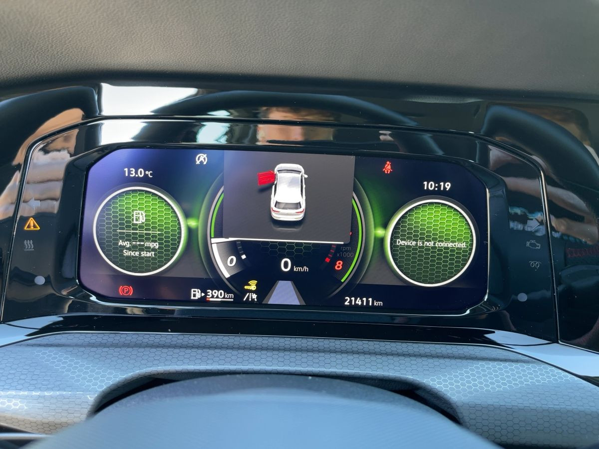 Golf VIII GTI 2.0 TSI LED Plus Einparkh. DAB+ Lane Ass. Keyless Bluet.