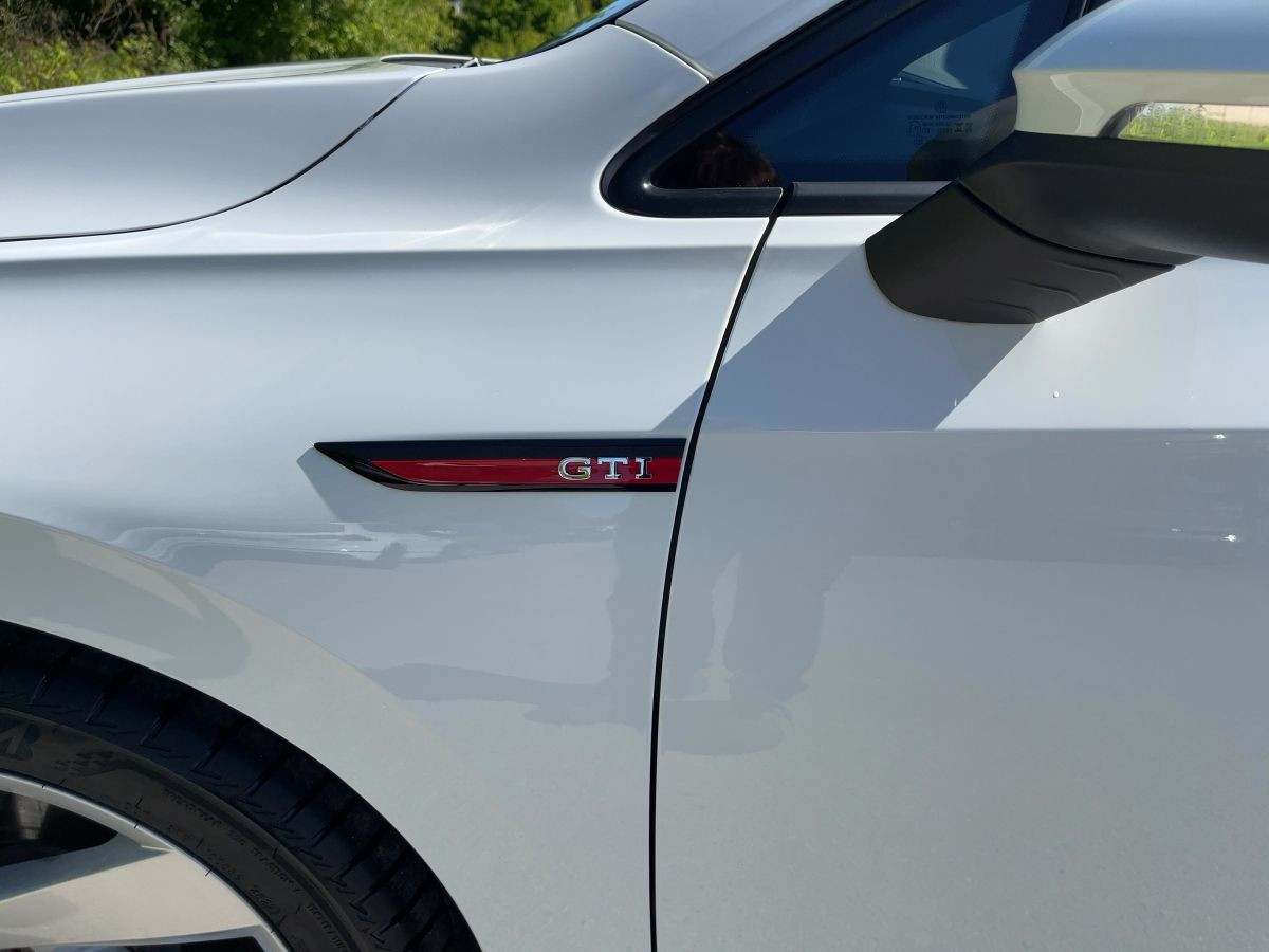 Golf VIII GTI 2.0 TSI LED Plus Einparkh. DAB+ Lane Ass. Keyless Bluet.