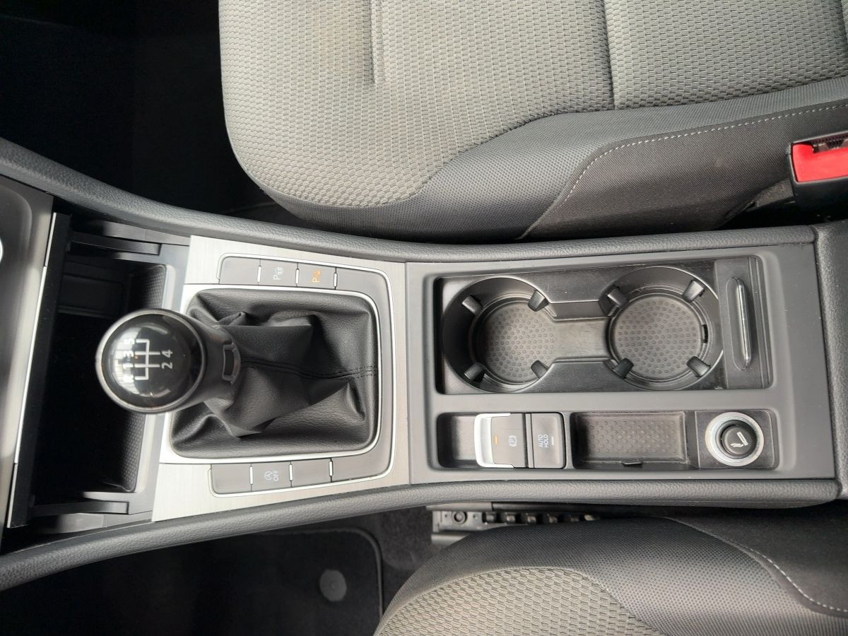 Golf VII 1.2 TSI Comfortline Detroit Alu Park Ass. Sitzh. Climatronic