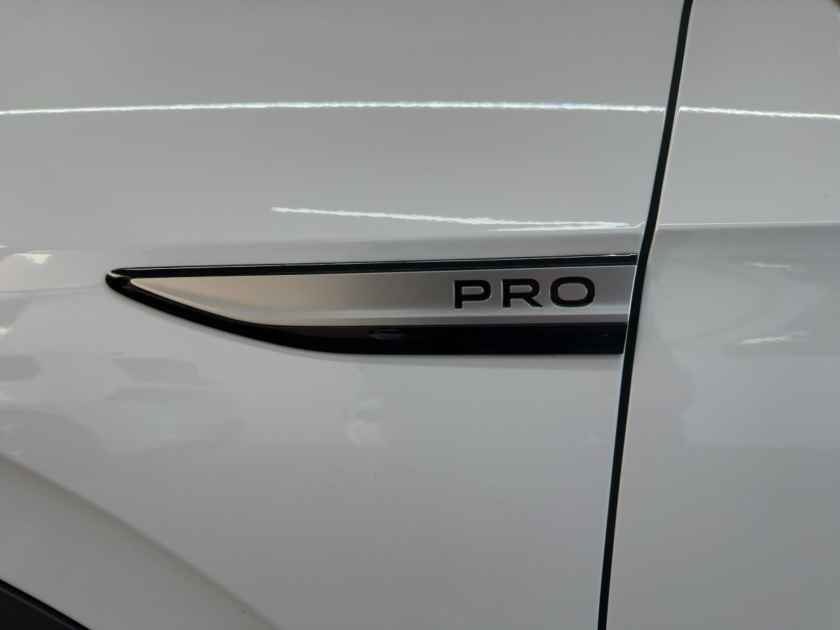 ID.4 Pro Perfomance Family 77 kWh AHK ACC LED-Matrix Navi Pano Sitzhzg