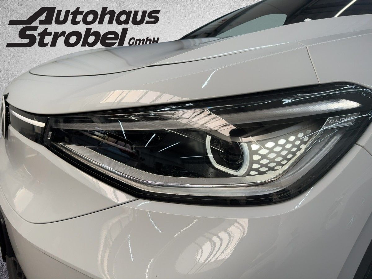 ID.4 Pro Perfomance Family 77 kWh AHK ACC LED-Matrix Navi Pano Sitzhzg