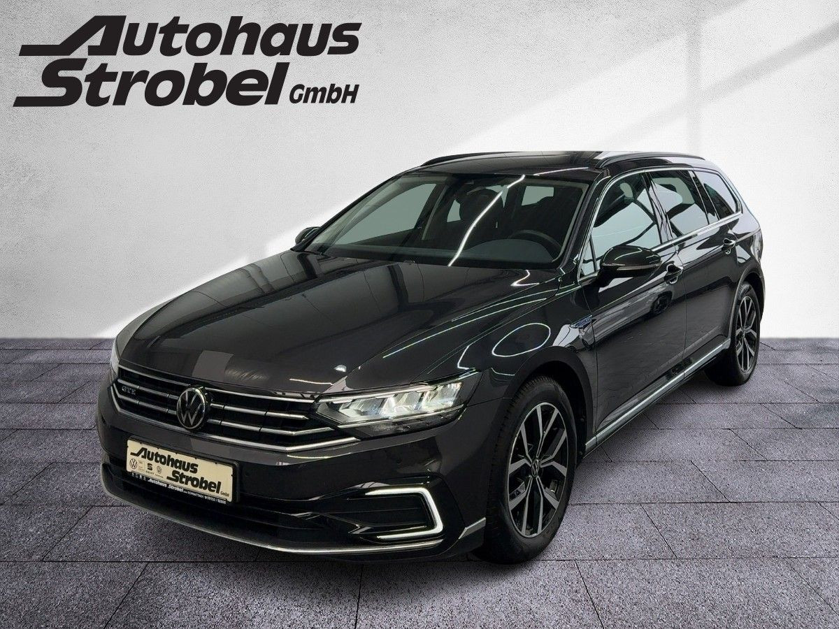 Passat Variant GTE 1.4 TSI DSG ACC LED Navi Kamera Sitzhzg Bluet. Lane-Ass Climatronic