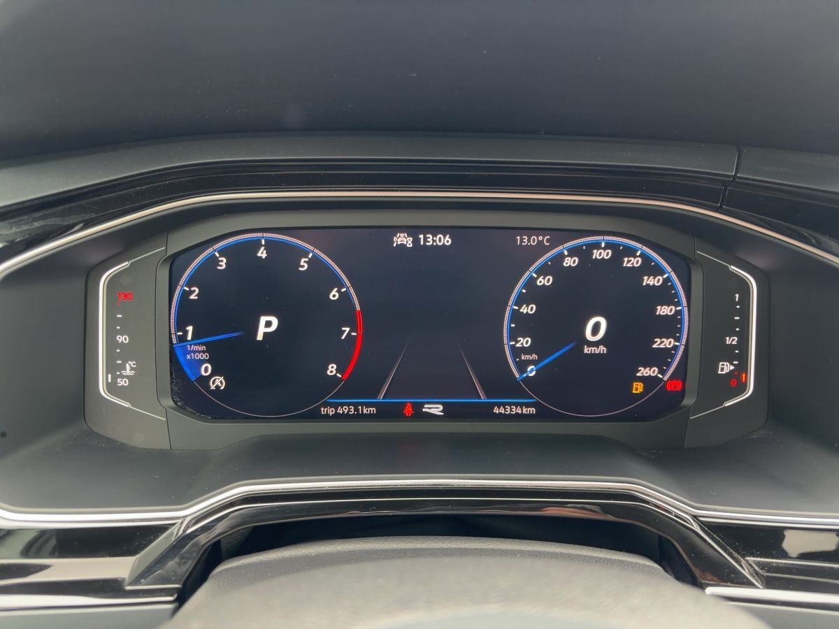 Taigo 1.5 TSI DSG R-Line AHK ACC LED-Matrix Kamera Climatronic Bluet. Sitzh.