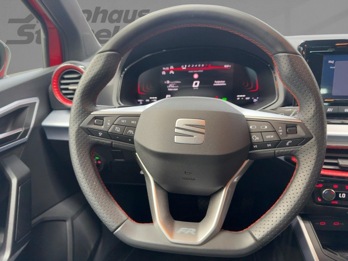 Arona 1.0 TSI DSG FR Kamera ACC LED Park Ass. Lane Ass. Climatronic